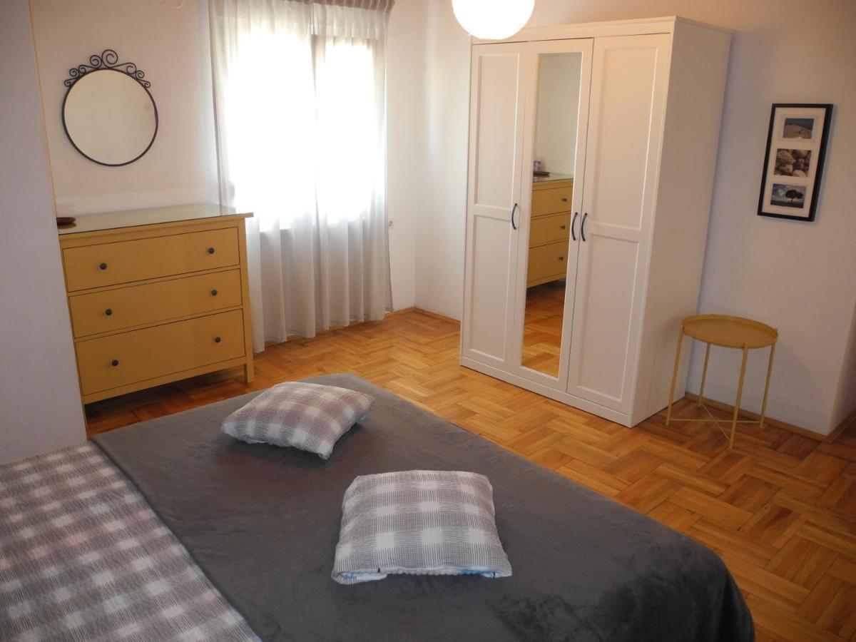 Apartamento Biro App 4+1 Pax Crikvenica Exterior foto