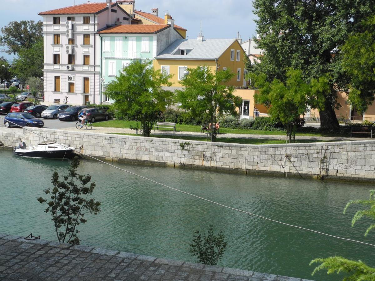 Apartamento Biro App 4+1 Pax Crikvenica Exterior foto